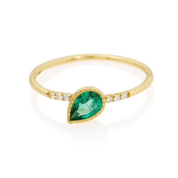 Emerald Tilt Ring