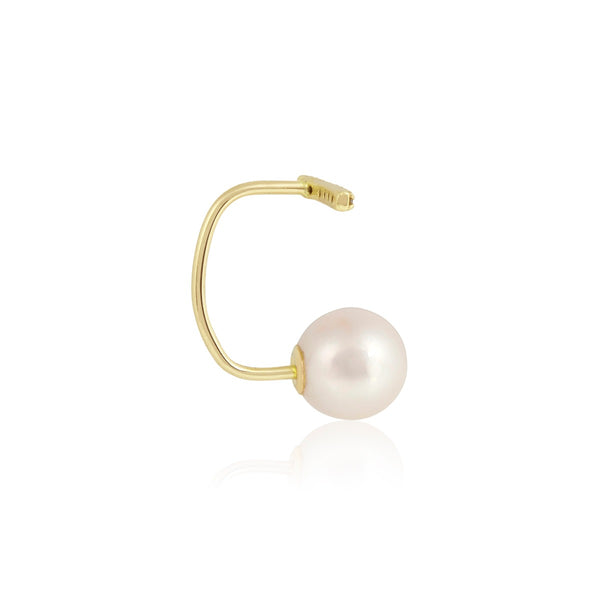 Diamond Stable Earring With Pearl Backing