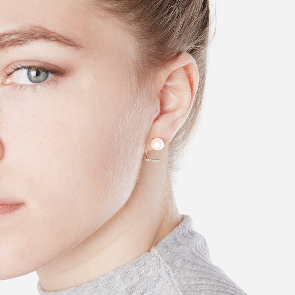 Diamond Stable Earring With Pearl Backing