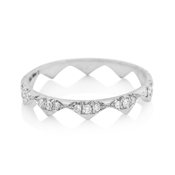 Clara Stacking Band