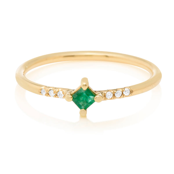 Emerald Point Equilibrium Ring