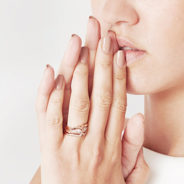 Inverted Star Pave Band