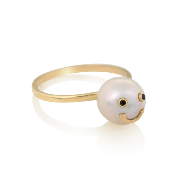 Gold Smiley Pearl Ring