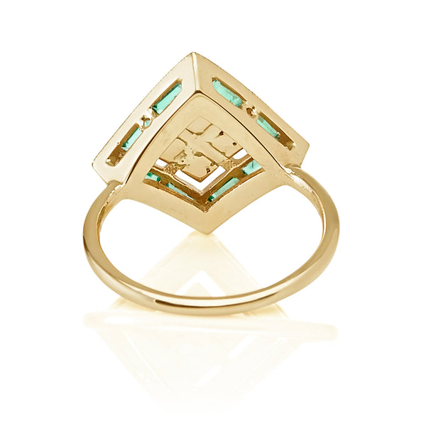 Harlequin Emerald Ring