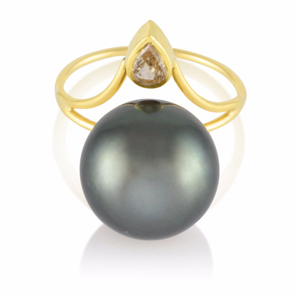 Galaxy Pearl and Diamond Ring